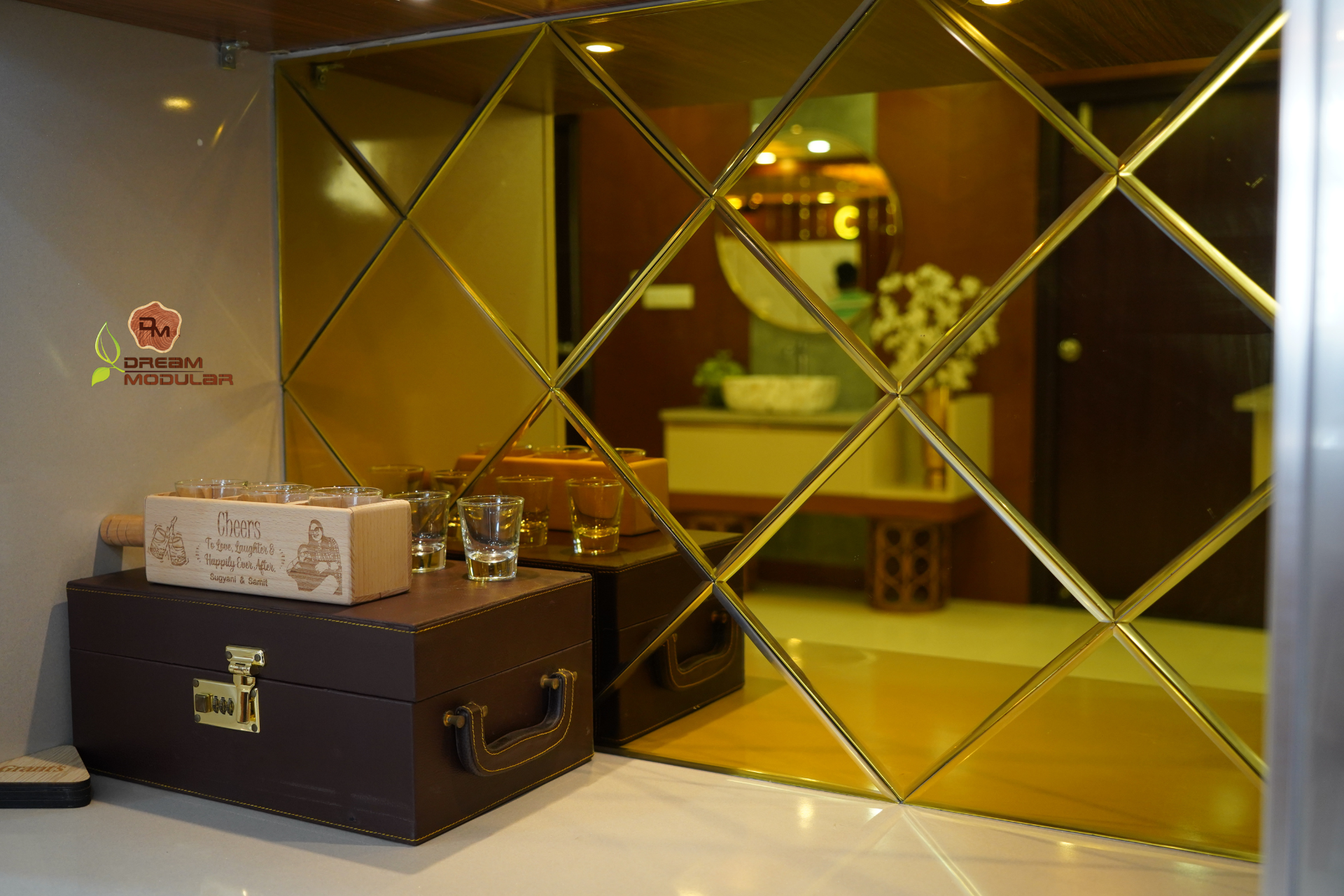 A crockery unit mirror with an aesthetically pleasing interior design in a room.